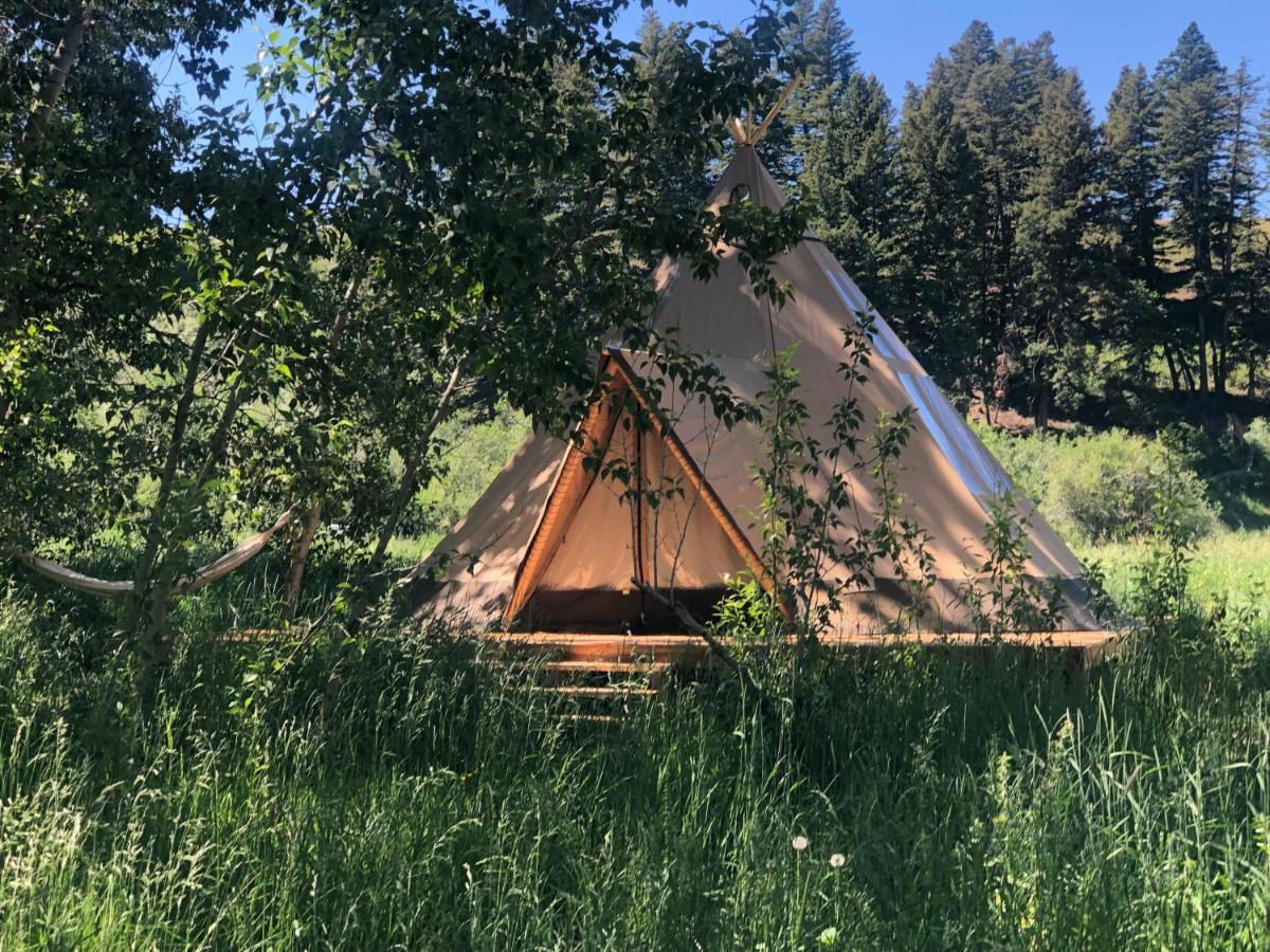 Bodhi Farms Hotel Bozeman Exterior photo